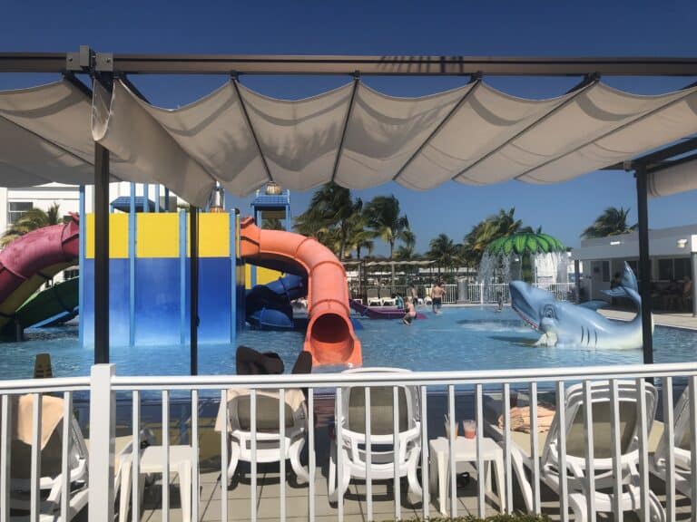 “Unlocking Family Fun: Simplifying All-Inclusive Adventures in Mexico with Kids”